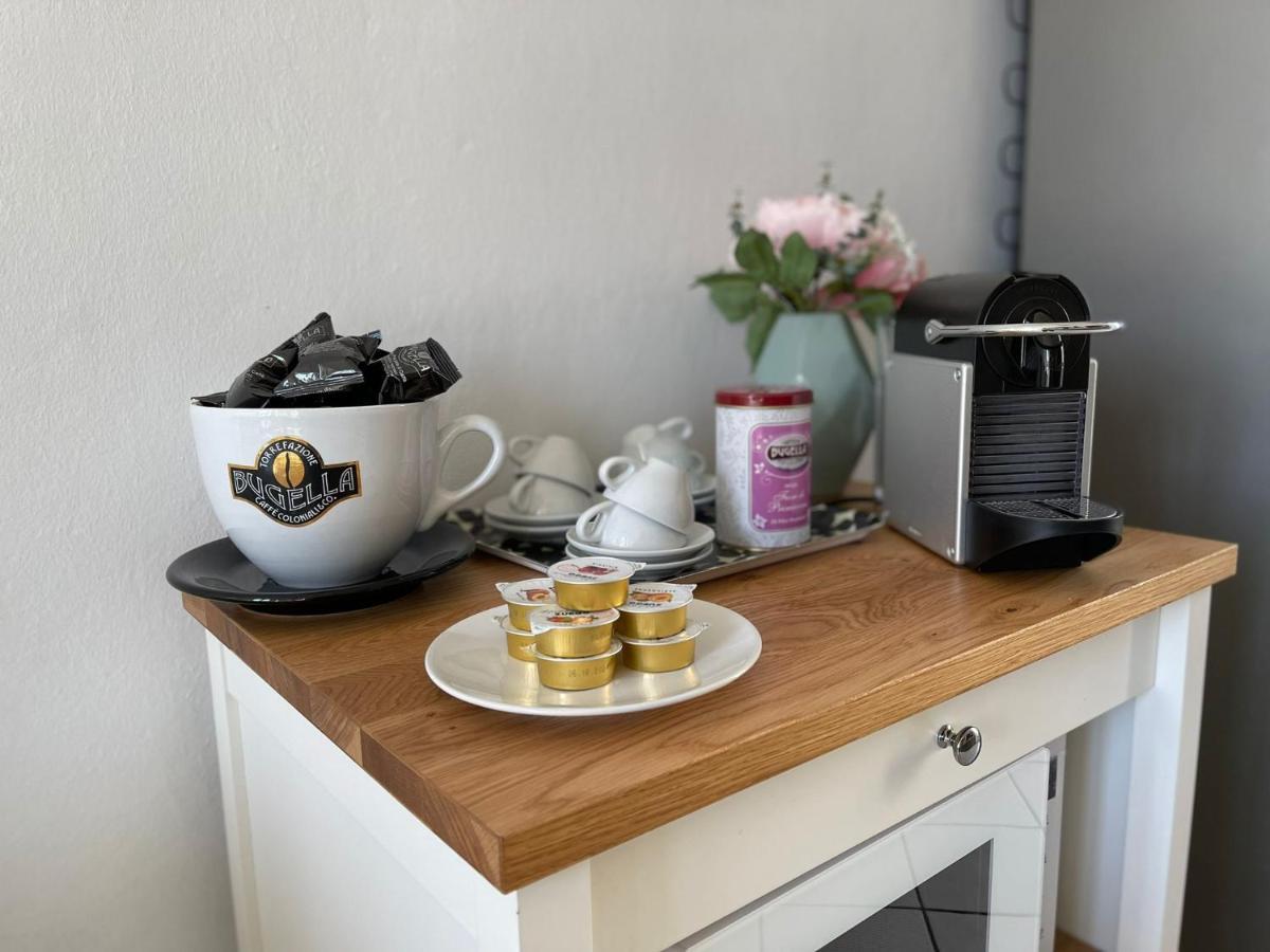 Large, Luxurious Family Apartment In Biella'S Historic Center エクステリア 写真